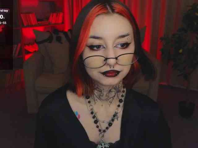 MistressMarcelline webcam
