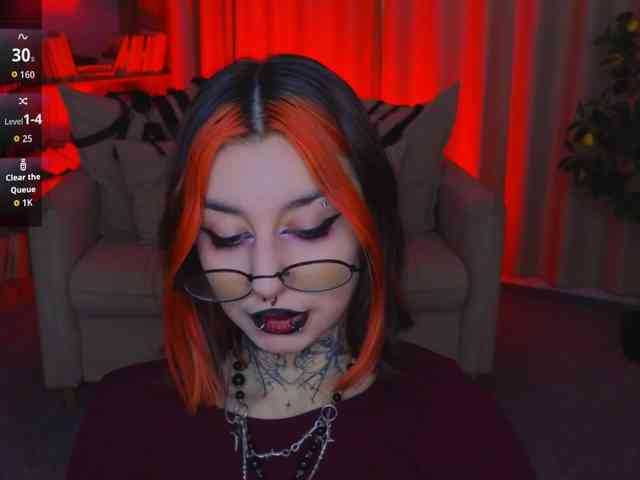 MistressMarcelline webcam