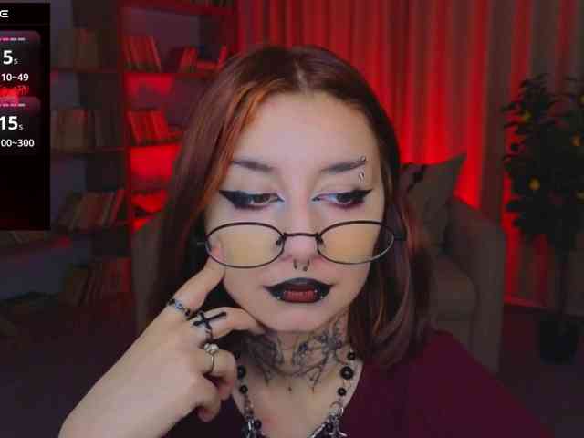 MistressMarcelline webcam
