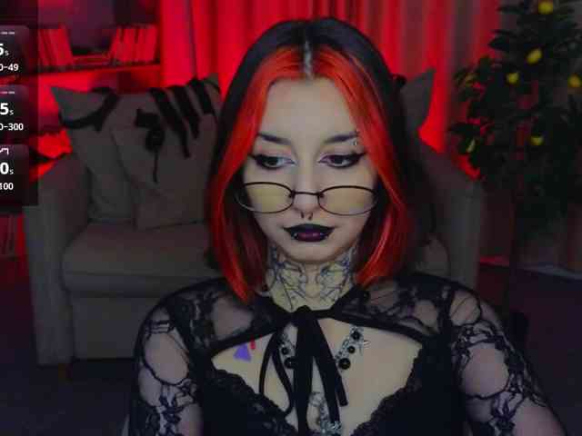 MistressMarcelline webcam
