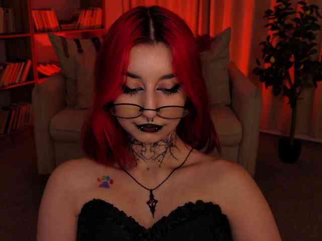 MistressMarcelline MistressMarcelline