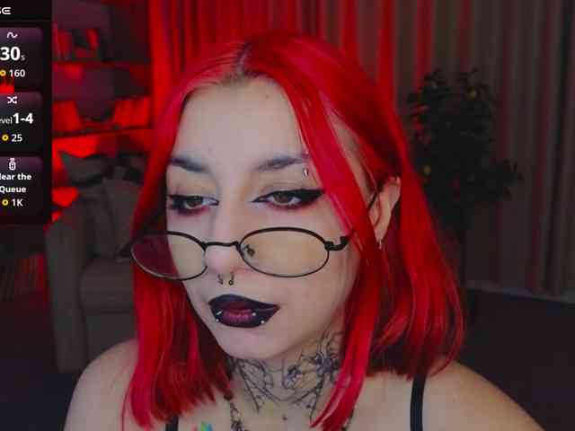 MistressMarcelline webcam