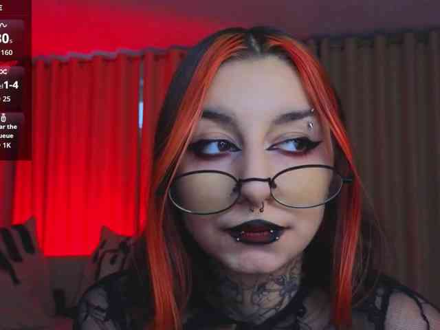 MistressMarcelline webcam