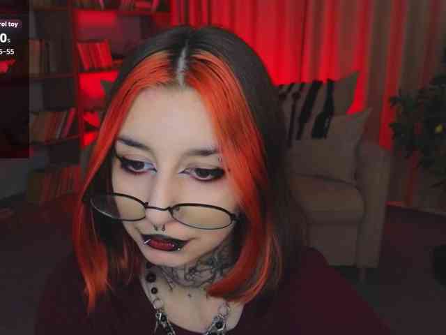MistressMarcelline webcam