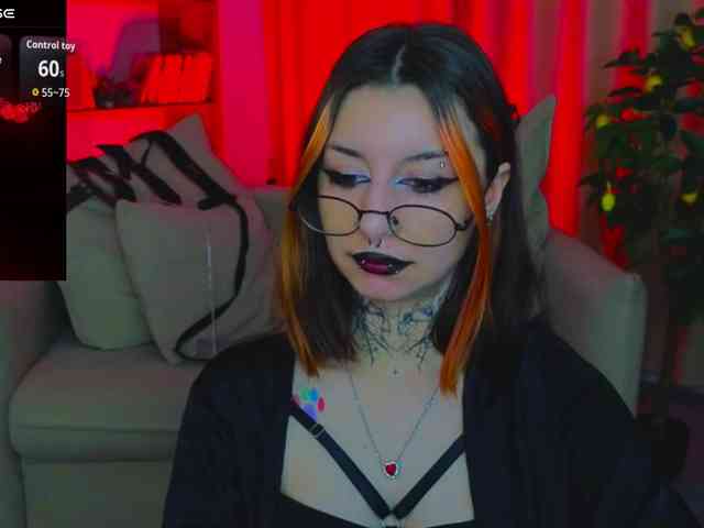 MistressMarcelline webcam