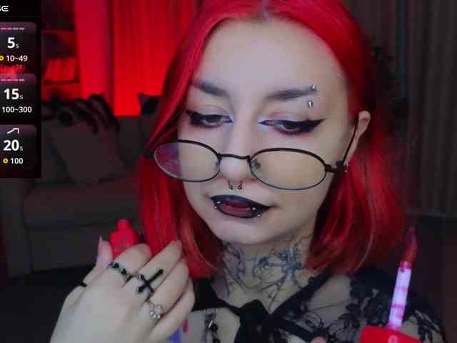 MistressMarcelline webcam