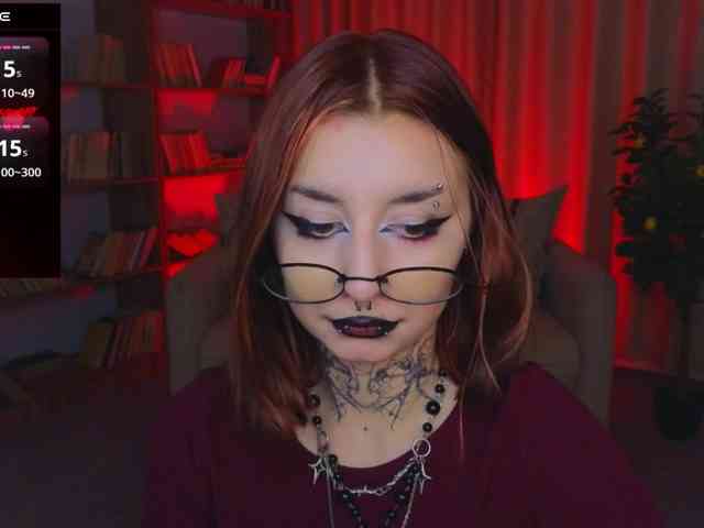 MistressMarcelline webcam
