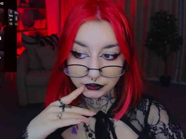 MistressMarcelline webcam