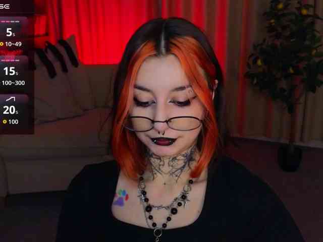 MistressMarcelline webcam