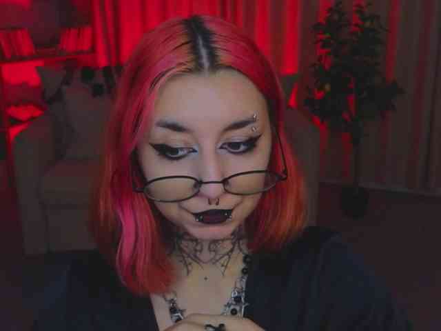 mistressmarcelline's live room