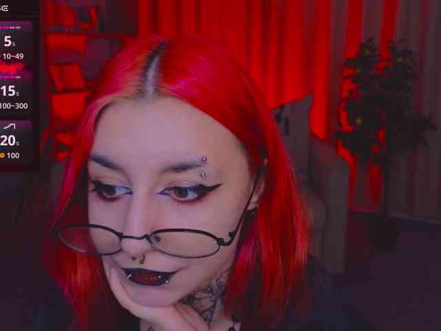 MistressMarcelline webcam