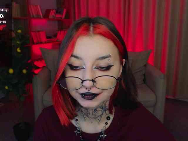 MistressMarcelline webcam