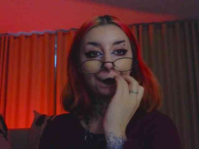 MistressMarcelline webcam