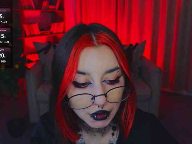 MistressMarcelline webcam