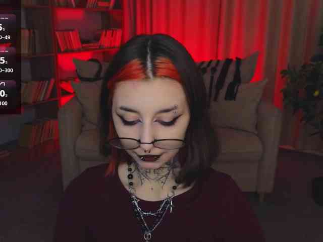 MistressMarcelline webcam