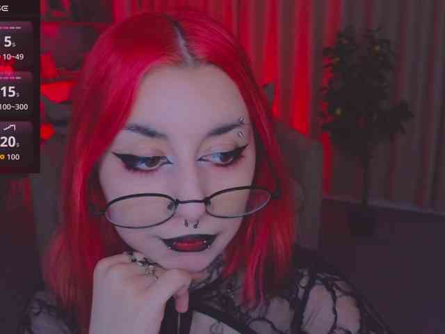 MistressMarcelline webcam