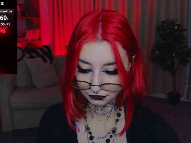 MistressMarcelline webcam