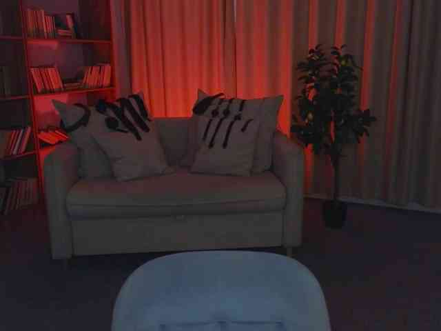 MistressMarcelline webcam