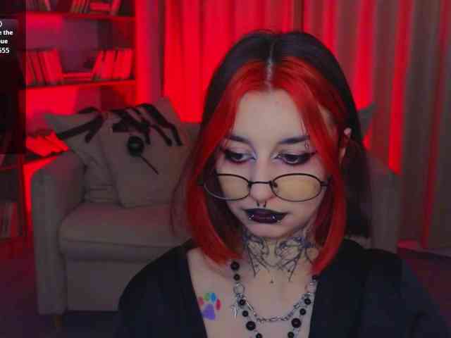 MistressMarcelline webcam
