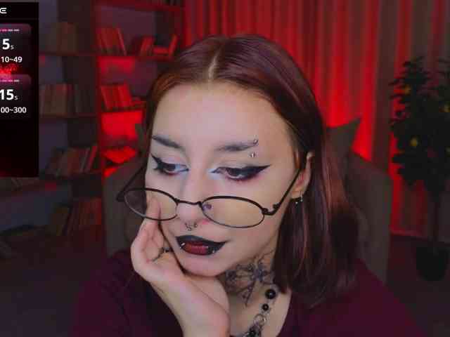 MistressMarcelline webcam