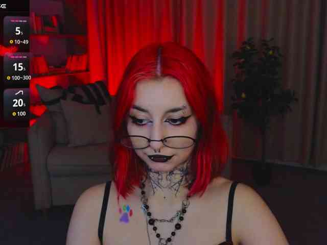 MistressMarcelline webcam