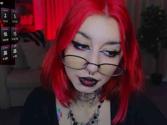 MistressMarcelline webcam