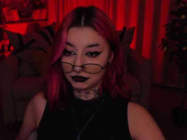 MistressMarcelline webcam
