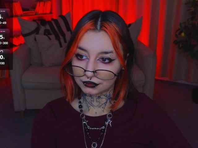 MistressMarcelline webcam