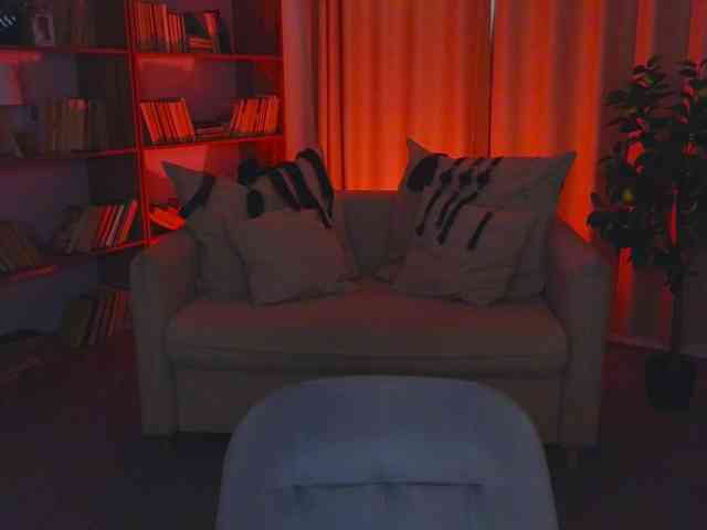 MistressMarcelline webcam