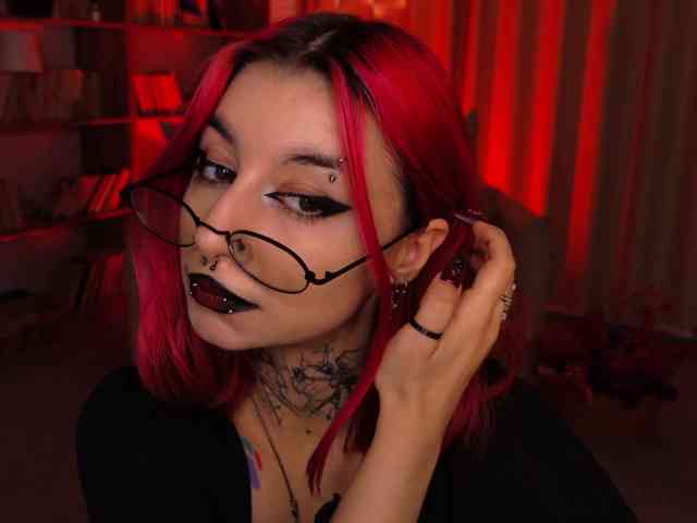 MistressMarcelline webcam
