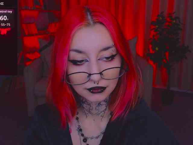 MistressMarcelline webcam