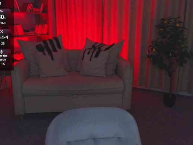 MistressMarcelline webcam