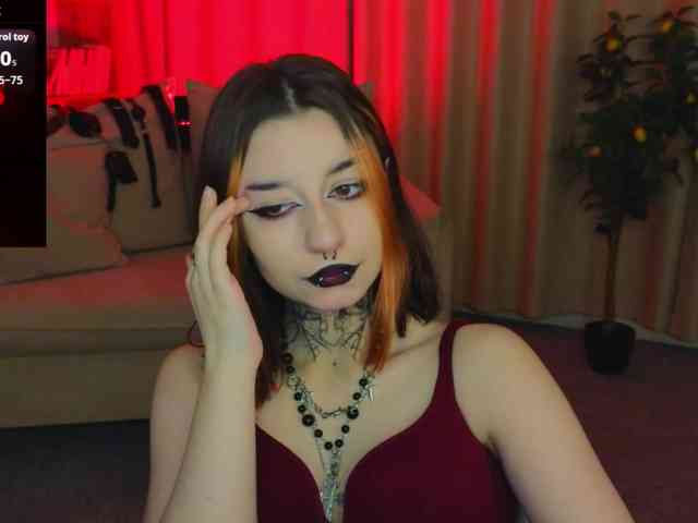 MistressMarcelline webcam