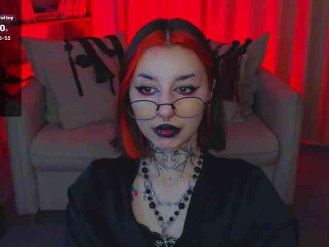 MistressMarcelline webcam