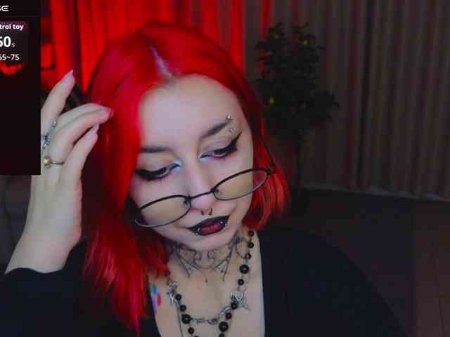 MistressMarcelline webcam