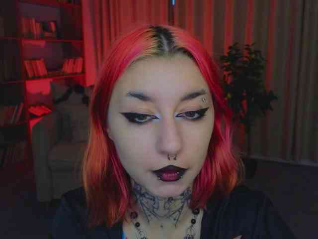 MistressMarcelline webcam
