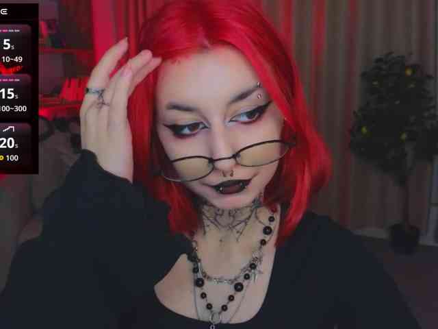 MistressMarcelline webcam