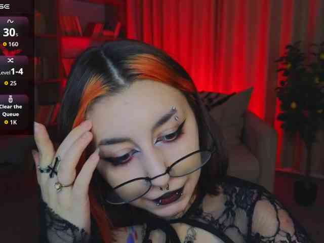 MistressMarcelline webcam