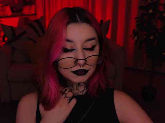 MistressMarcelline webcam