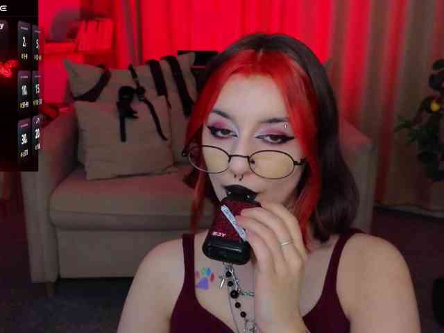 MistressMarcelline webcam