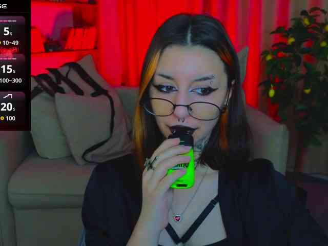 MistressMarcelline webcam