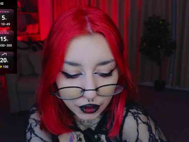 MistressMarcelline webcam