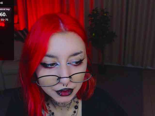 MistressMarcelline webcam