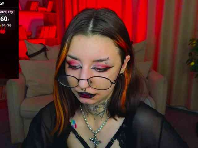 MistressMarcelline webcam