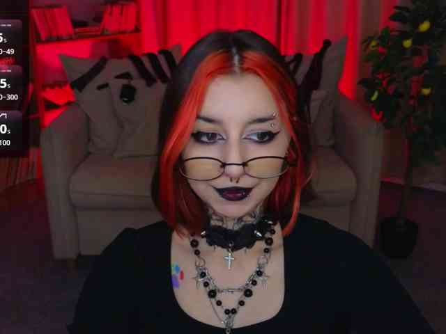 MistressMarcelline webcam