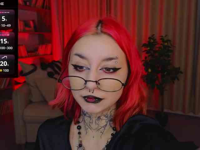 MistressMarcelline webcam
