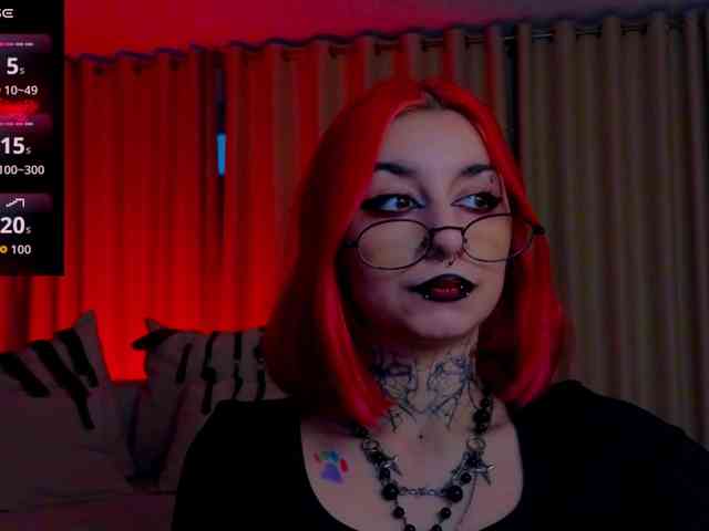 MistressMarcelline webcam