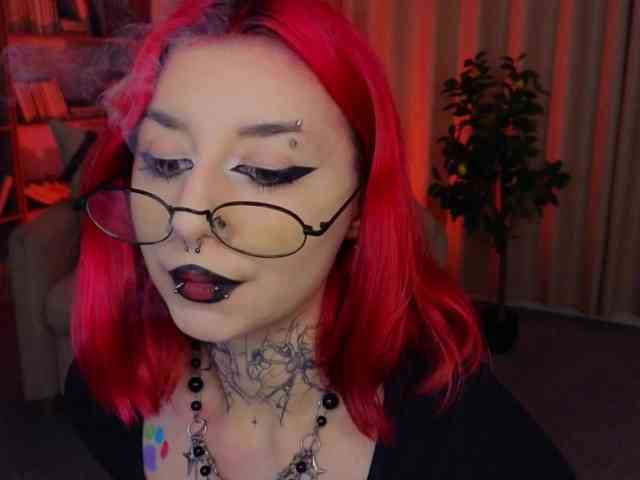 MistressMarcelline webcam