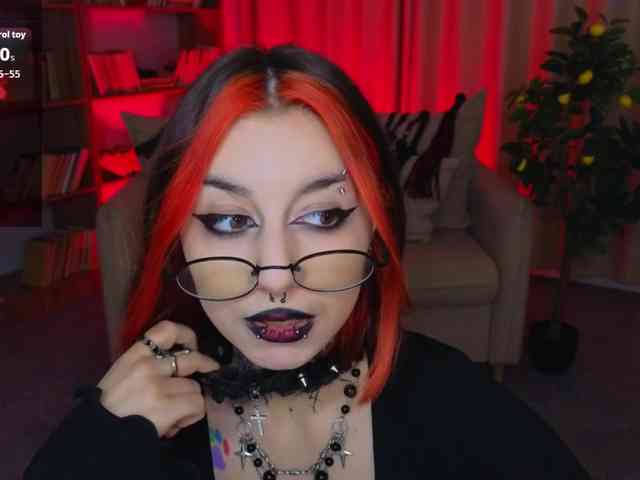 MistressMarcelline webcam