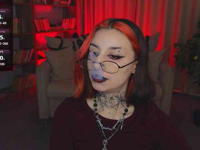 MistressMarcelline webcam